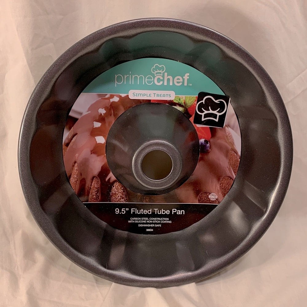 Primechef Simple Treats 9.5” fluted tube cake pan, NWT